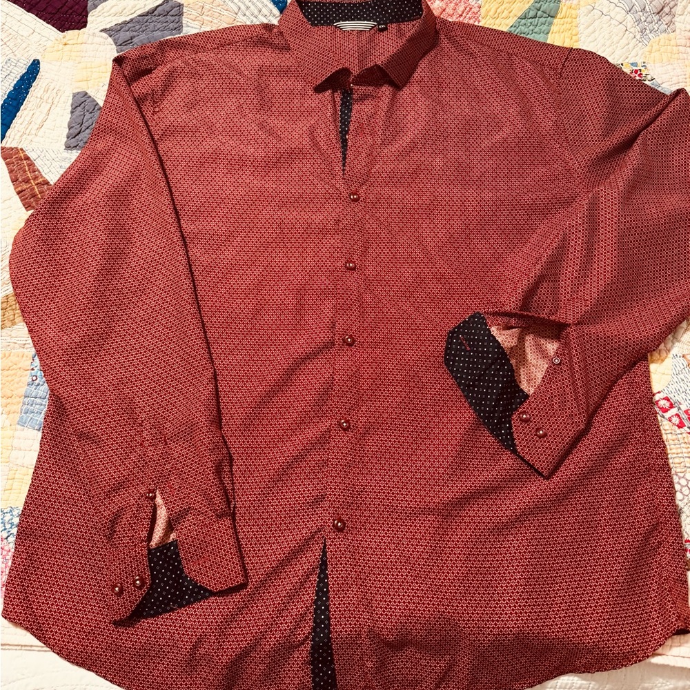 Red Casual Button Down Shirt with Pointed Collar